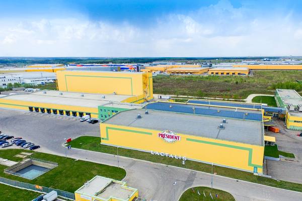 Склад Lactalis Russia в Берёзовском, Свердловская область — вид с воздуха на производственные и логистические мощности компании