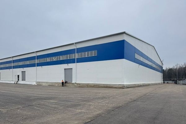 Склад класса B+ в Подмосковье, арендованный китайским дистрибьютором Baoda для хранения запчастей к коммерческим автомобилям FAW