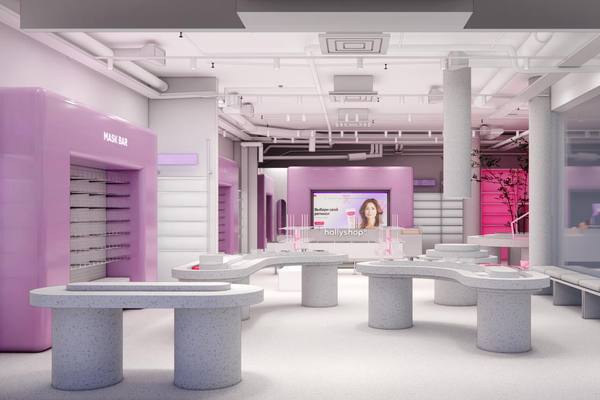 Интерьер нового магазина корейской косметики hollyshop в Санкт-Петербурге с фирменным оформлением и выставочными зонами