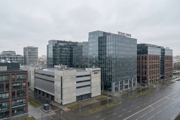 Деловой квартал с офисными и коммерческими зданиями в Москве — объекты инвестиций в коммерческую недвижимость