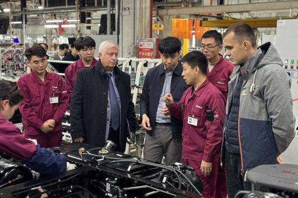 Инспекционная проверка НАМИ на заводе JAC Motors в Китае при производстве грузовых автомобилей