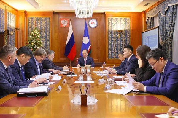 Совещание руководства Республики Саха (Якутия) и компании «Железные дороги Якутии» по развитию железнодорожной инфраструктуры и пассажирских перевозок