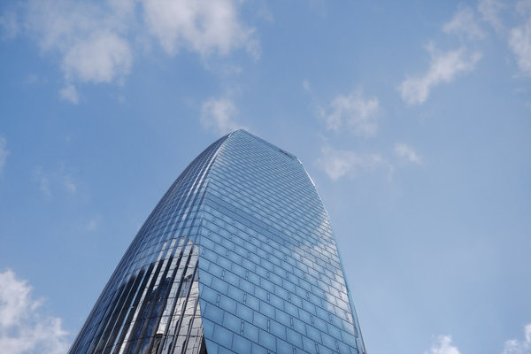 Премиальный офисный небоскрёб BELL в районе станции метро «Белорусская» в Москве на этапе строительства