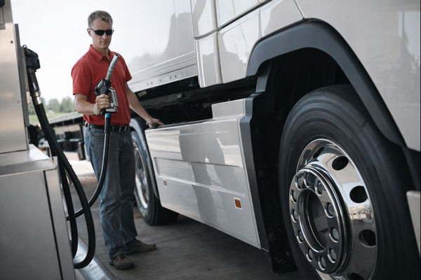 Дизельное топливо и грузовой транспорт — рост цен на топливо и влияние на автоперевозки