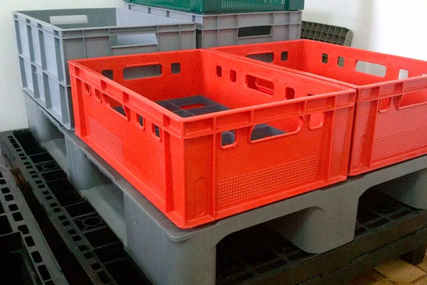 Оборотная полимерная тара и пластиковые палеты в логистике как элемент многооборотной цепочки поставок