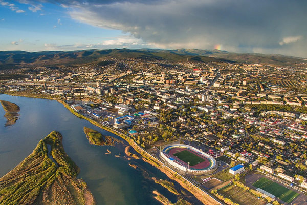 Панорама Улан-Удэ с видом на центр города и реку Селенга, столица Республики Бурятия