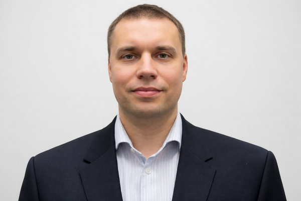 Илья Жубриков — старший консультант департамента складской и индустриальной недвижимости компании Инвест7