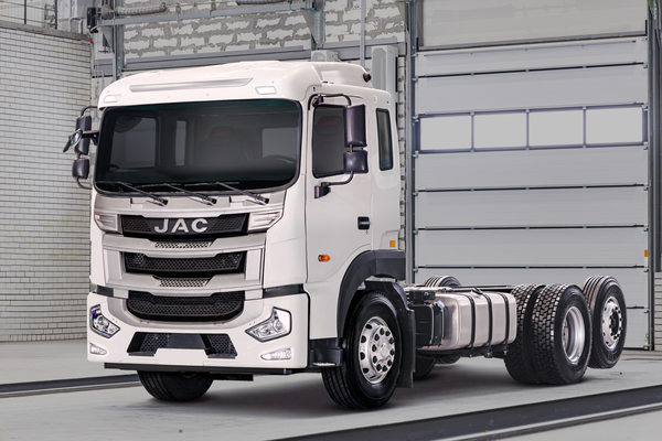 Грузовое шасси JAC N200 6x2 с поворотной осью для коммунальной техники, трехосный грузовик для городских перевозок