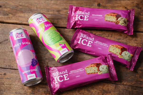 Шоколадные батончики и напитки BRandICE на столе — новая эксклюзивная линейка продуктов для сети «Магнит»