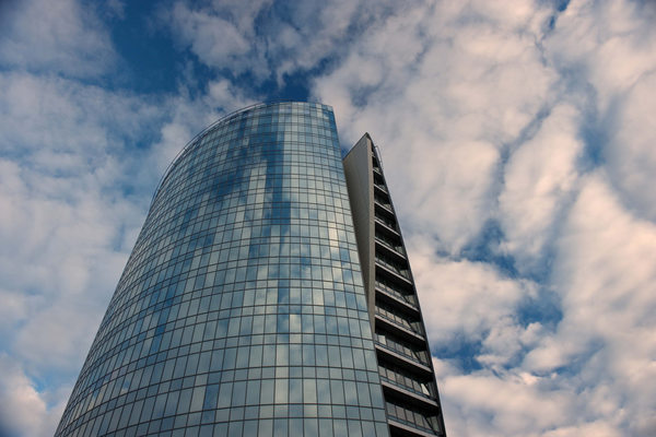 Башня бизнес-центра «Кантри Парк III» в Москве — новый офис компании SC Johnson