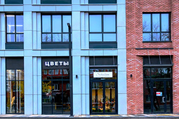 Стрит-ритейл на первых этажах ЖК «Басманный» в Москве — коммерческие помещения с арендаторами в жилом комплексе бизнес-класса