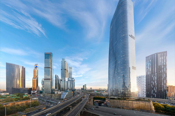 Москва-Сити офисные небоскребы деловой центр Москва рост цен на офисную недвижимость