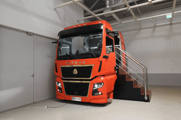 грузовик SITRAK тренажер кабины обучение водителей экономичное вождение автопарк