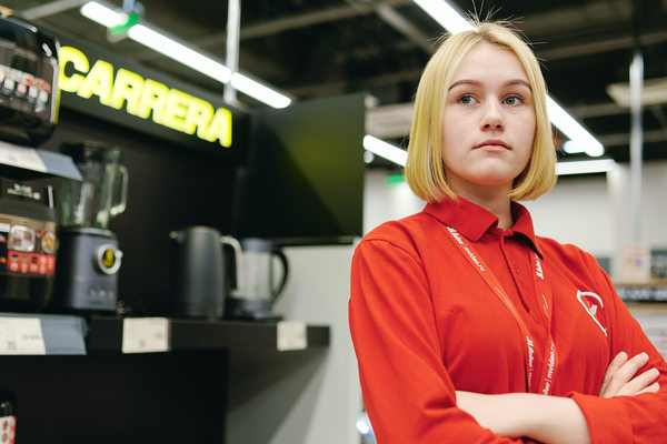 Собственные бренды М.Видео в магазине электроники, техника Carrera и развитие СТМ в ритейле