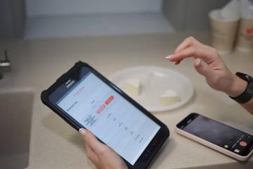 Дегустация товаров в формате «Студия вкуса» от «Пятёрочки»: эксперты и покупатели оценивают продукты перед включением в ассортимент